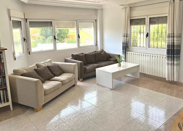 빌라 Casa Rose - 4-bed With Private Pool In *